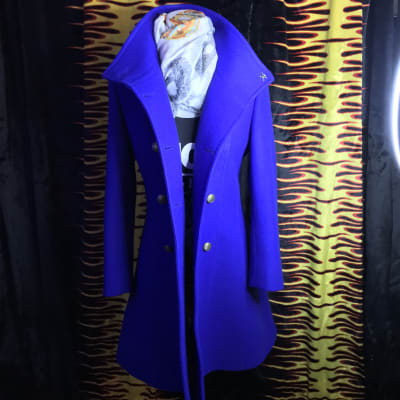 Capote Femenino Azul Rey