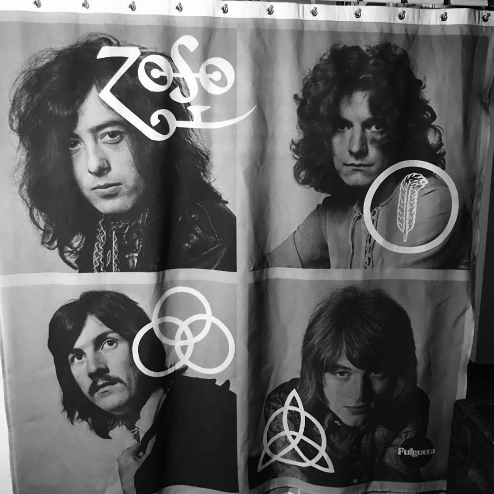 Cortina de Baño Led Zeppelin 1968 | Pulguera: Sastrería Rockera®
