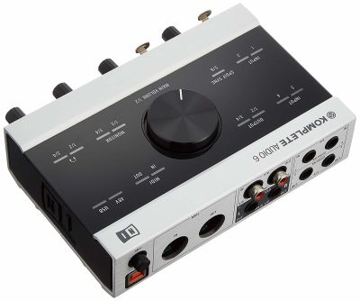 Native Instruments Komplete Audio 6 Native Instruments Komplete Audio 6