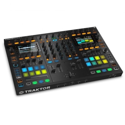 TRAKTOR KONTROL S8