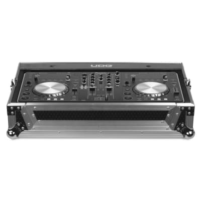 U92033SL UDG Ultimate Flight Case Pioneer XDJ-R1 Silver U92033SL UDG Ultimate Flight Case Pioneer XDJ-R1 Silver