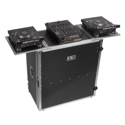 U92049SL UDG Ultimate Fold Out DJ Table Silver Plus (Wheels) U92049SL UDG Ultimate Fold Out DJ Table Silver Plus (Wheels)