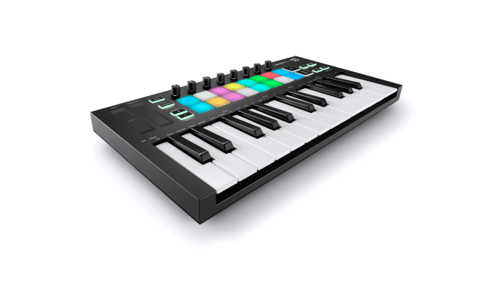 新品　Novation Launchkey Mini MK3 MIDIキーボード Amazon.com: Novation Launchkey Mini [MK3] - Controlador de teclado