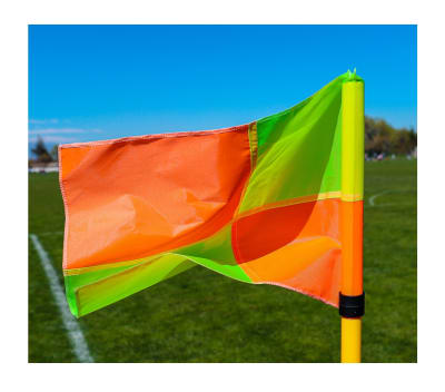 PACK DE 4 BANDERAS DE CORNER PARA POSTE CANCHAS DE FUTBOL AMARILLO-NARANJA1