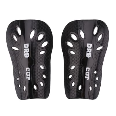 CANILLERA DE FUTBOL DRB CUP 2.0 COLOR NEGRO