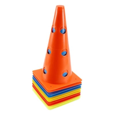 CONO DE ENTRENAMIENTO PERFORADO 15