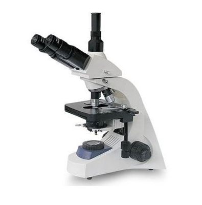 MICROSCOPIO TRIOCULAR ESTATIVA CURVA ILUMINACION LED ACROMATICO1