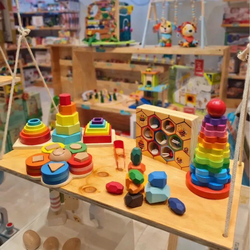 Juguetes didácticos y juguetes de madera en Rincón Infantil