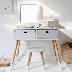 Tocador infantil de madera