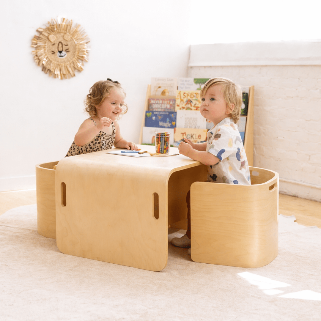 Mesa con sillas Multiuso2