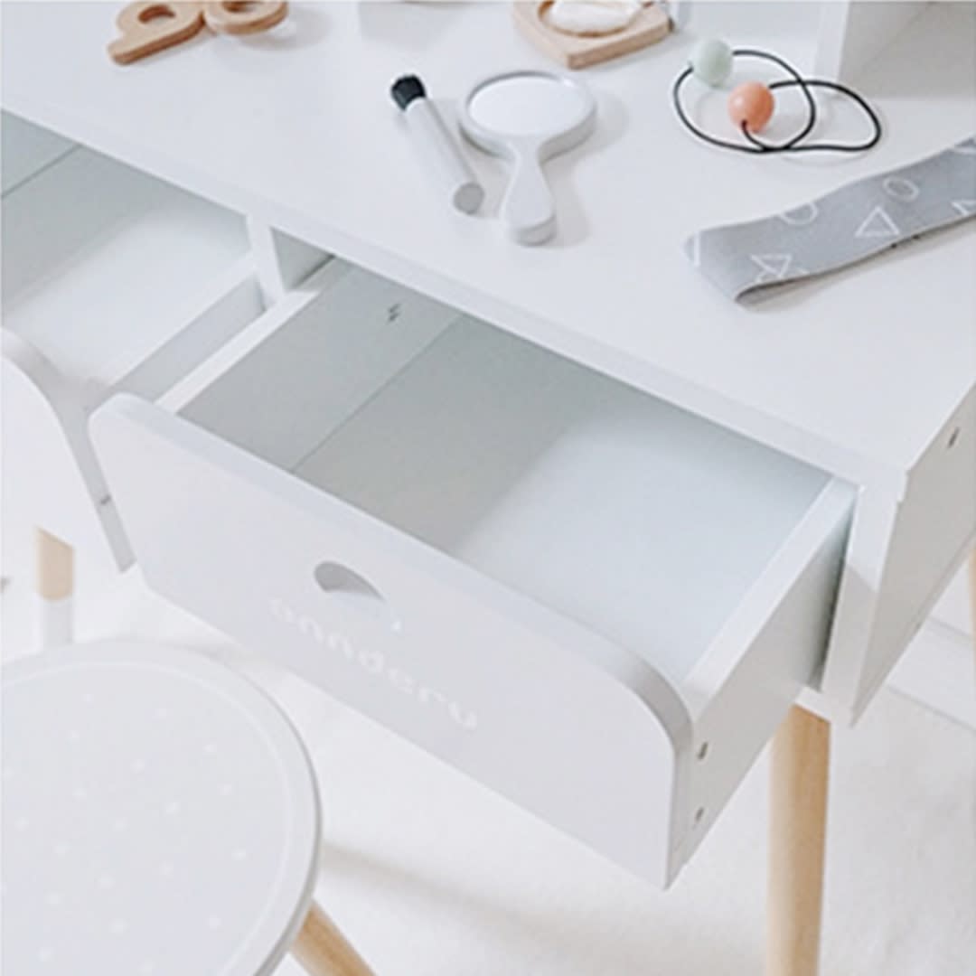 Tocador infantil de madera9