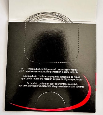 Arco Niti  Broad Rounded Rect.0,019 x 0,25 10 ud. con stops incluidos