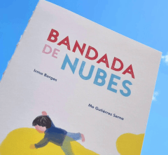 BANDADA DE NUBES