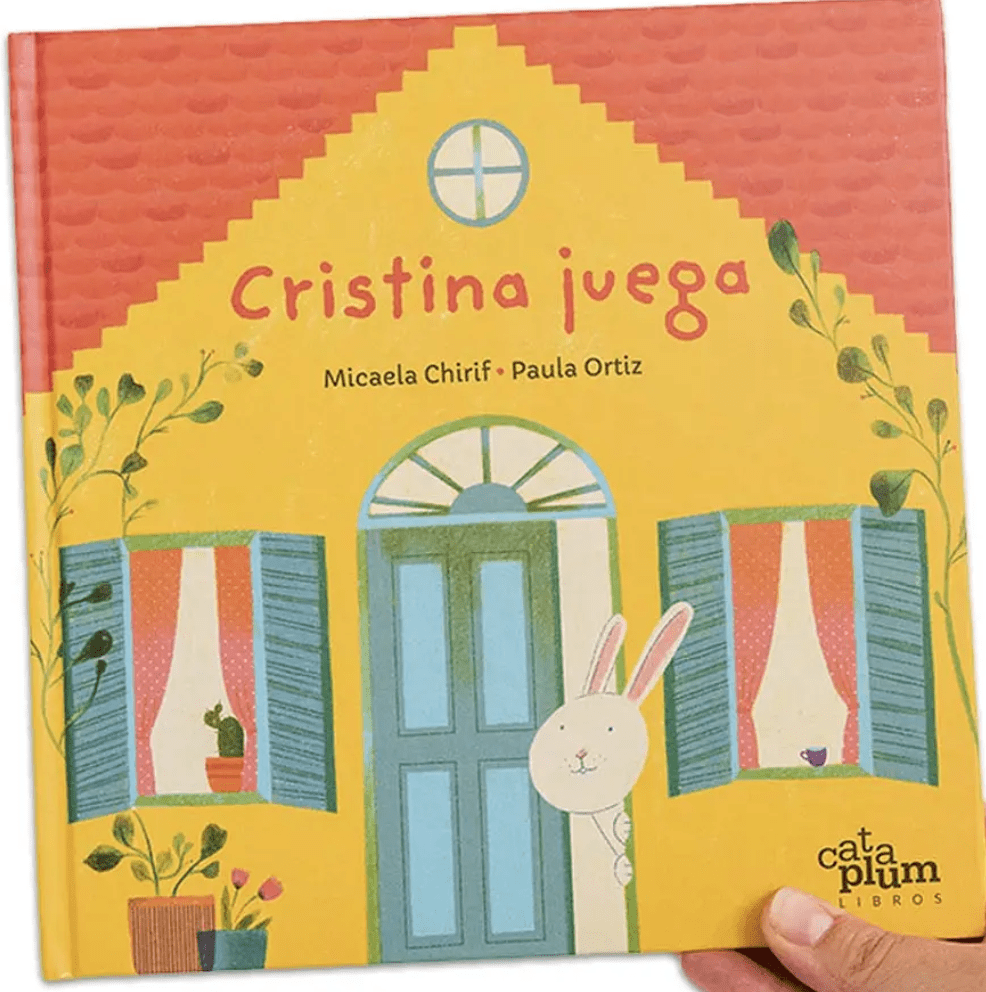 CRISTINA JUEGA1