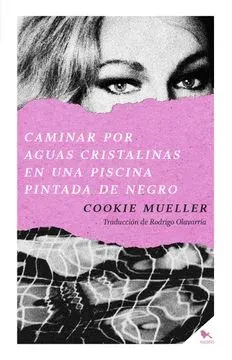 CAMINAR POR AGUAS CRISTALINAS EN UNA PISCINA PINTADA DE NEGRO1