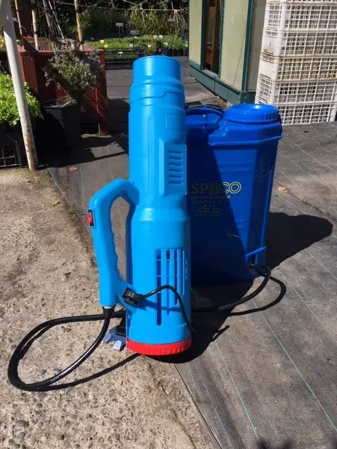 Pulverizador Pack Sanitizador Pulverizador Aspeco E20 18 LT + Blower F81