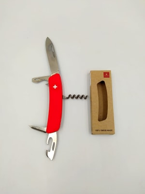 NAVAJA SWIZA D03 RED KNI.0030.1000