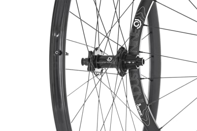 MAZA DELANTERA 101 15X110 28H MAZA DELANTERA 101 15X110 28H