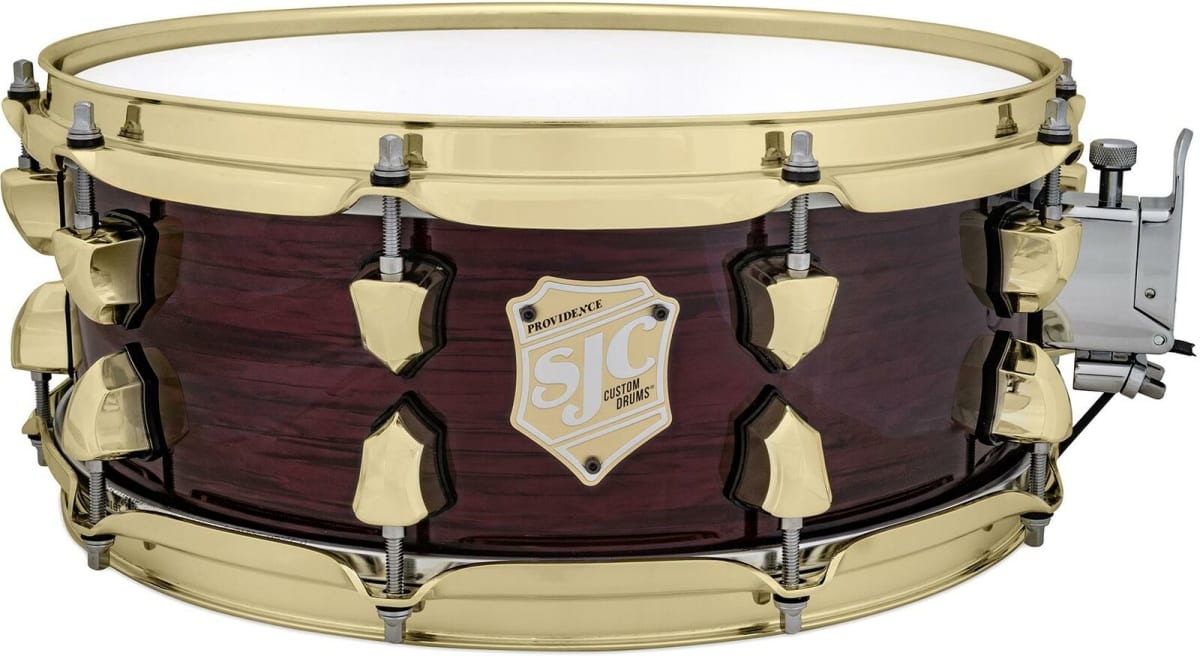 SJC TAMBOR PROVIDENCE 5.5X14 - WHITE RIPPLE, BRASS HW 1
