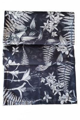 CAMINO DE MESA FLORA NATIVA CHILENA