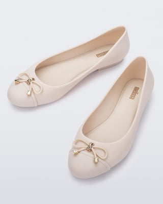 MELISSA DOLL V AD BEIGE CLARO TALLA 8 USA3