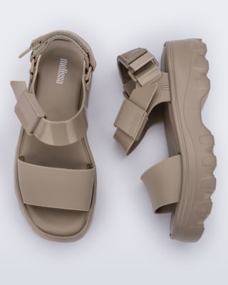 MELISSA KICK OFF SANDAL AD BEIGE3