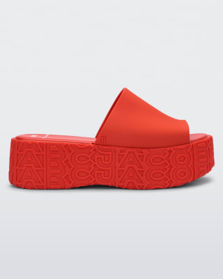 MELISSA BECKY + MARC JACOBS AD ROJO3