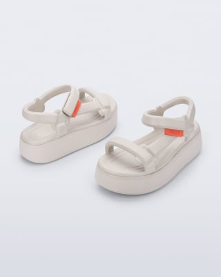 MELISSA FREE PUFF PAPETE AD BEIGE1