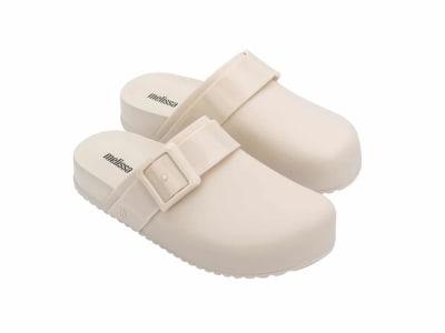 MELISSA COZY CLOG AD BEIGE1