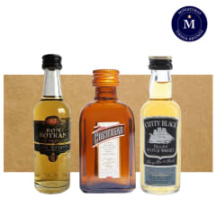 Mix Miniaturas Ron Botran Reserva, Whisky Cutty Black Blended & Licor Contreau.