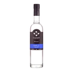 Destilado de Uva Cuatro Gallos, Puro Quebranta