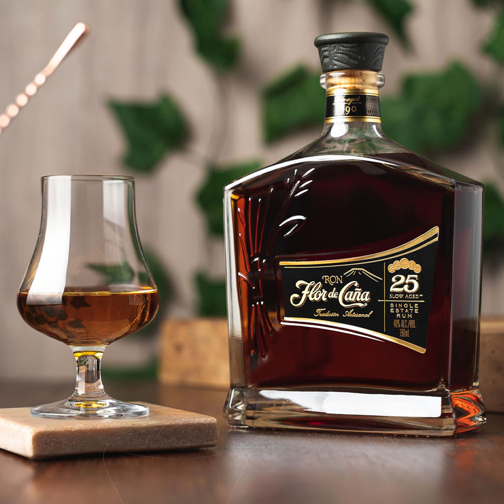 Ron Flor de Caña 25 Y Centenario. Nicaragua2