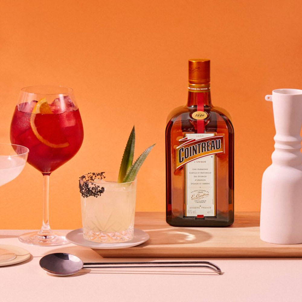 Licor Cointreau Naranja. Francia3