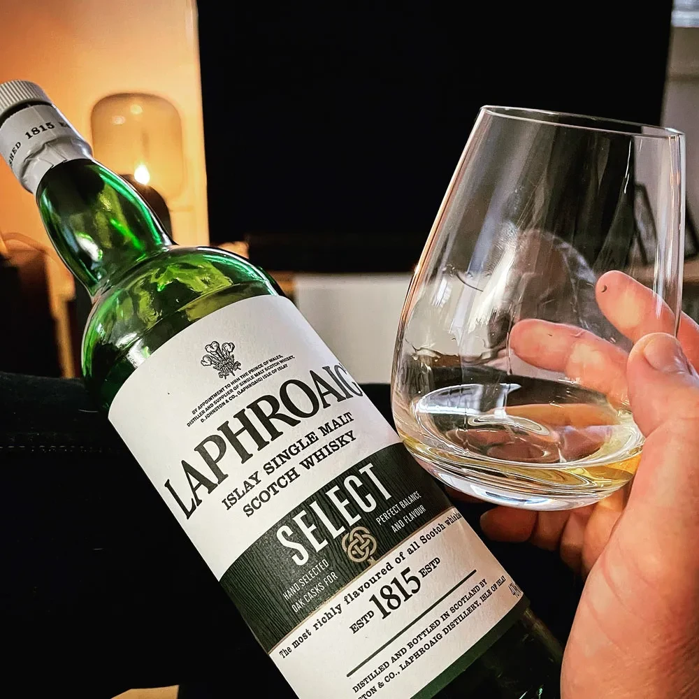 Whisky Laphroaig Select. Islay Whisky2