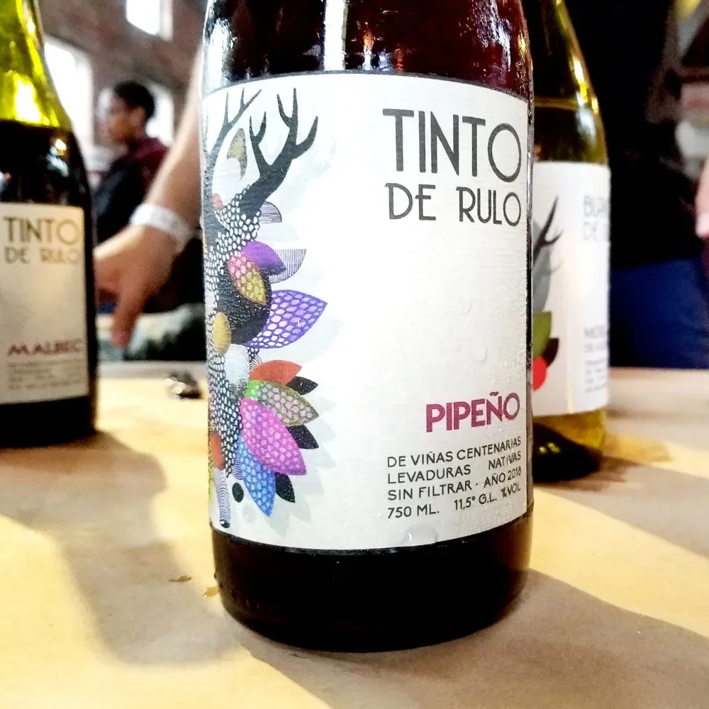 Vino Tinto De Rulo Pipeño.2