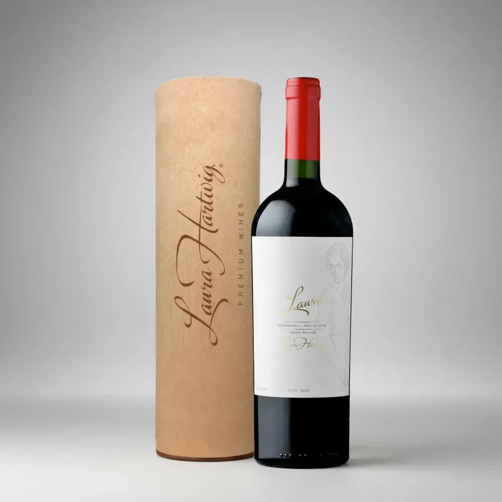 Vino Laura Hartwig Laura, Ensamblaje1