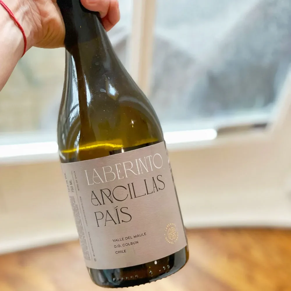 Vino Laberinto Arcilla Pais2