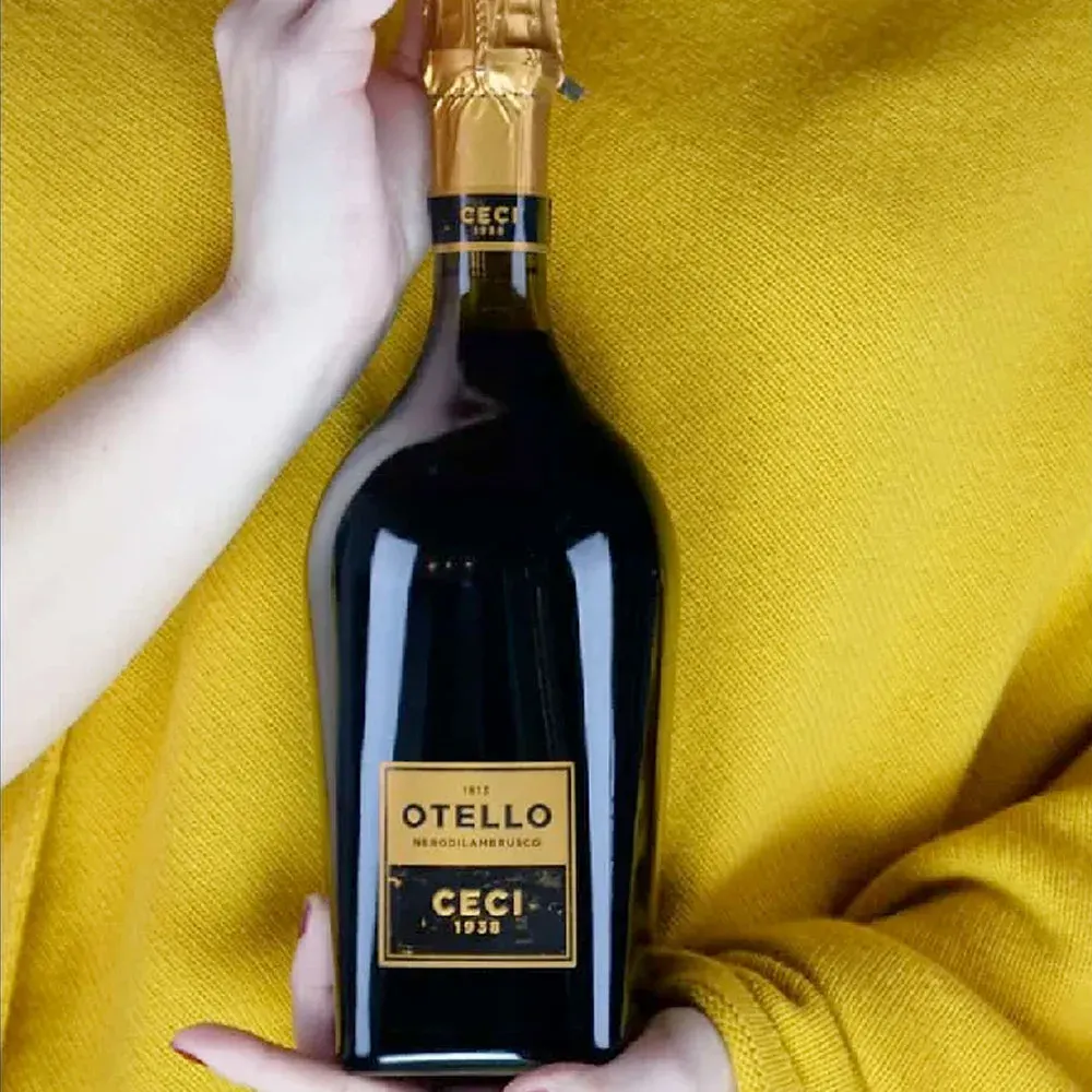 Espumante Ceci, Otello Nero di Lambrusco IGT, Emilia Romagna, Frizzante Italiano1
