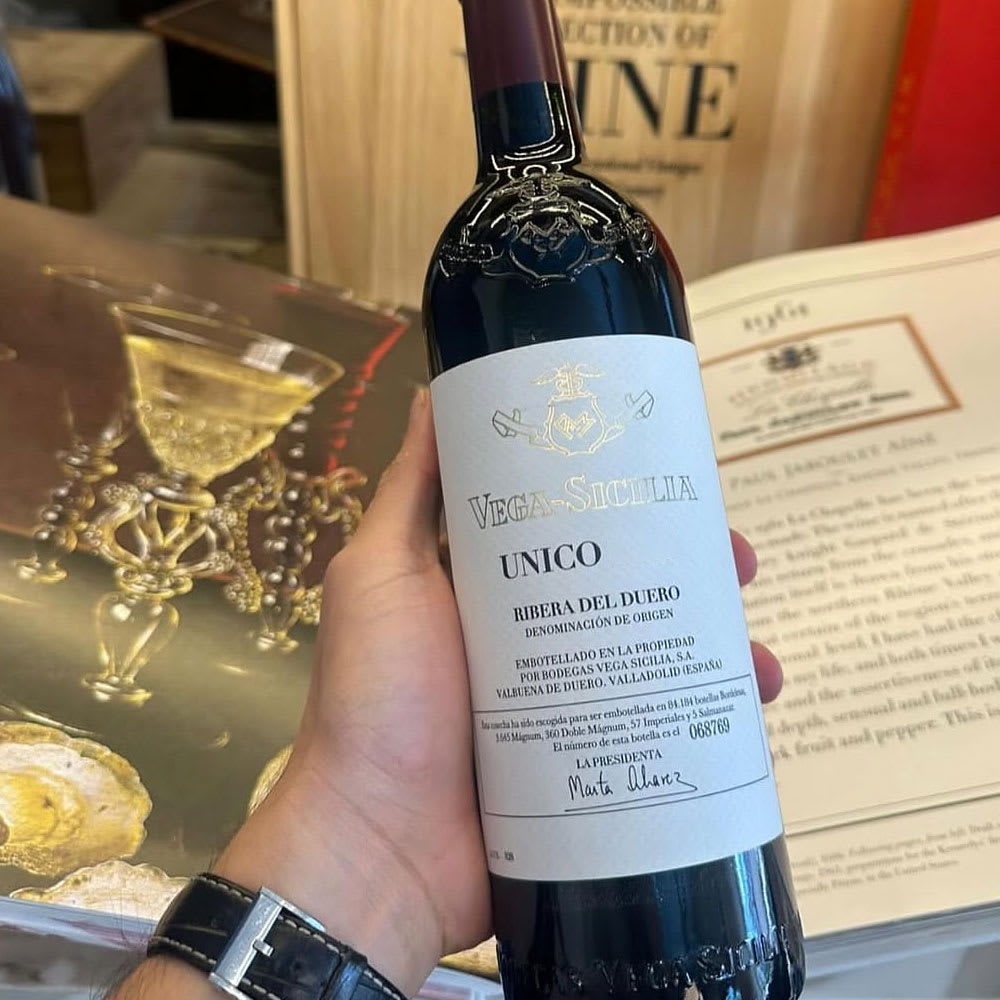 Vino Vega Sicilia Unico Blend2