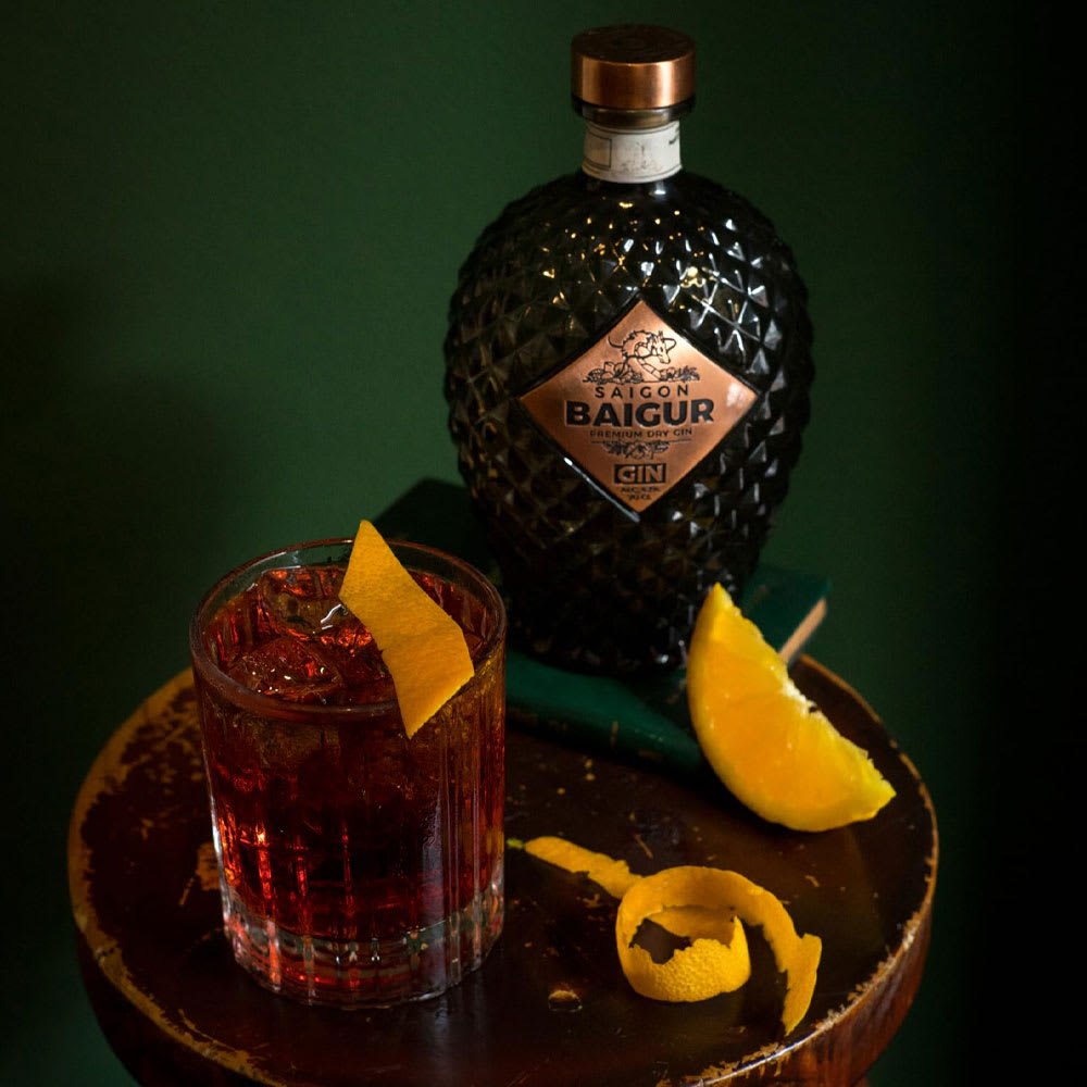 Gin Saigon Baigur Premium Dry, 16 botanicos3