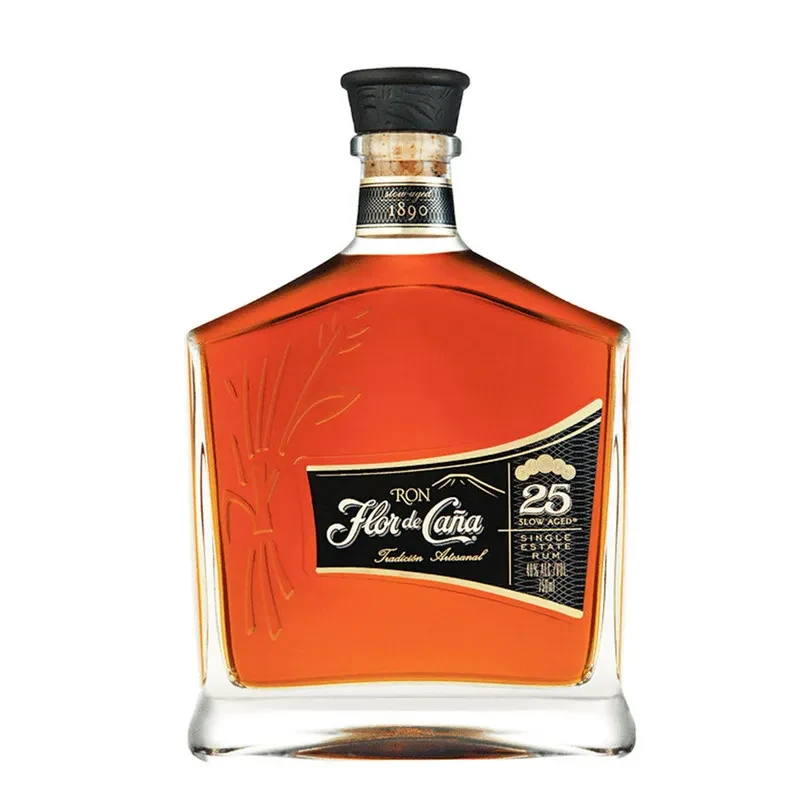 Ron Flor de Caña 25 Y Centenario. Nicaragua