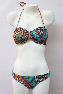 BIKINI NAGO BIKINI NAGO