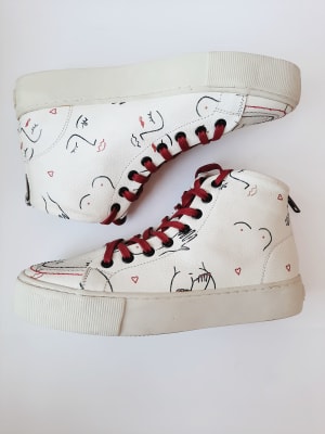 ZAPATILLAS AVENIDA MID COURO GIRL POWER ZAPATILLAS AVENIDA MID COURO GIRL POWER
