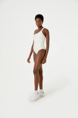 TRAJE DE BAÑO VIENA LISO PEROLA TRAJE DE BAÑO VIENA LISO PEROLA
