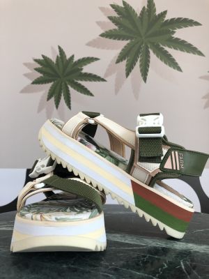 SANDALIA VELCRO VERDE SANDALIA VELCRO VERDE