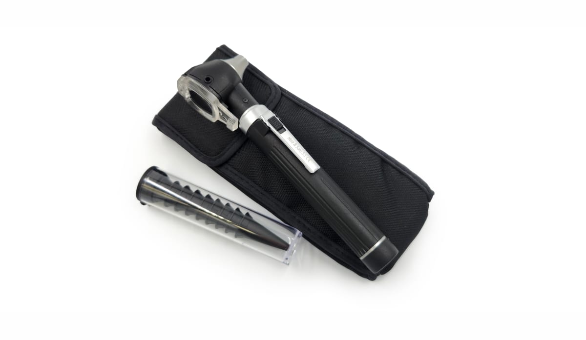 Otoscopio Luz LED Herz & Sons Origen Pakistaní3