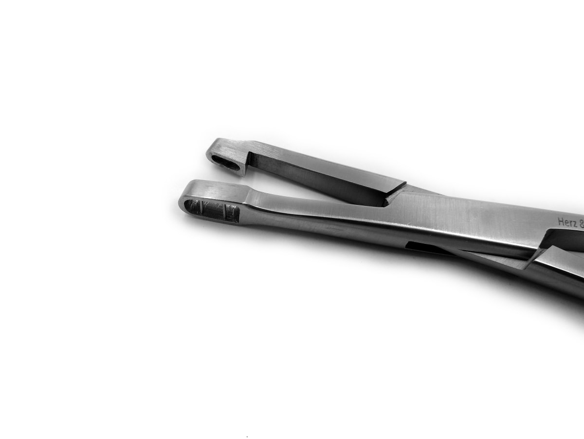 Pinza para Biopsia Uterina Angulada Tischler H&S 27 cm2