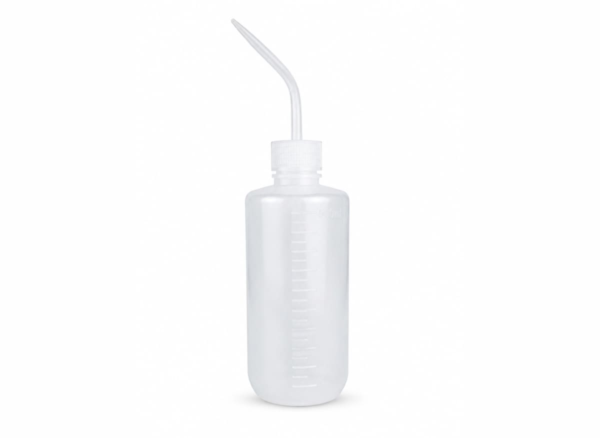Piseta Plástica Graduada (500 / 1000 ml)1