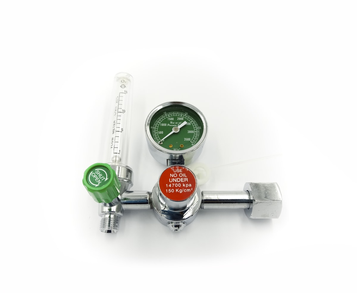 Regulador de Oxígeno c/tuerca 101RM4771