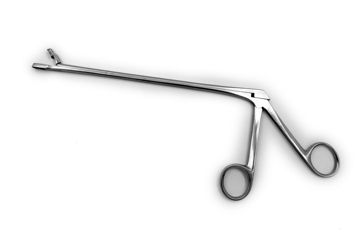 Pinza de Eppendorf para Biopsia Uterina1